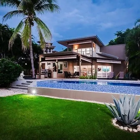 Casa Amani Villa